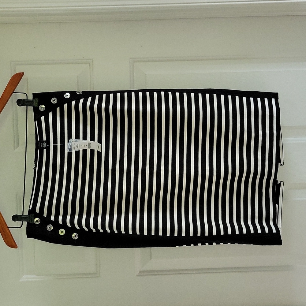 WHBM 8 pencil skirt